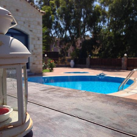 Niriides Luxury Villas Hersónissos Extérieur photo