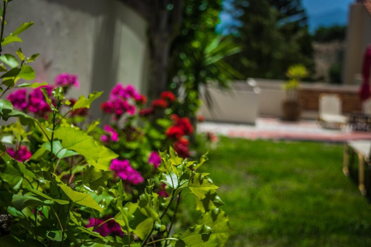Niriides Luxury Villas Hersónissos Extérieur photo