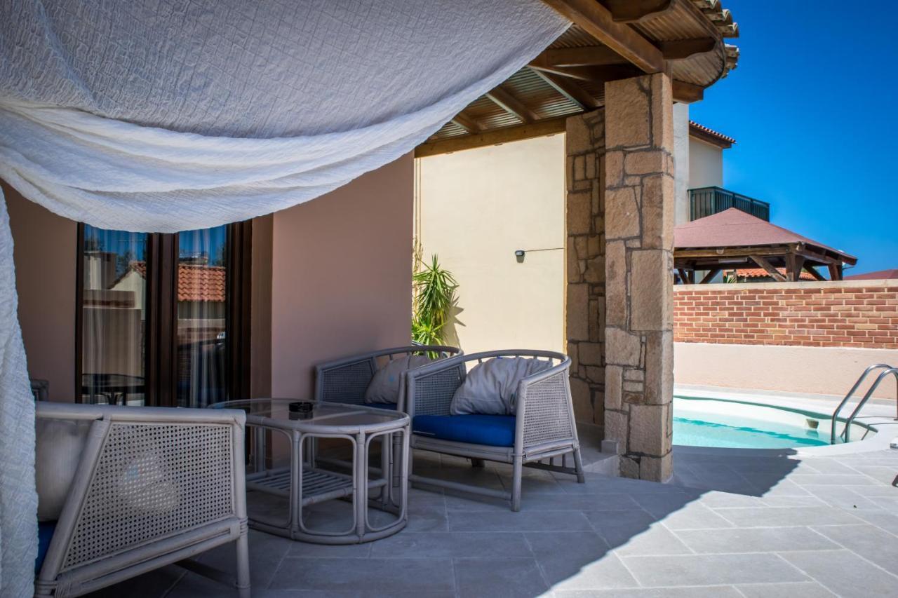Niriides Luxury Villas Hersónissos Extérieur photo