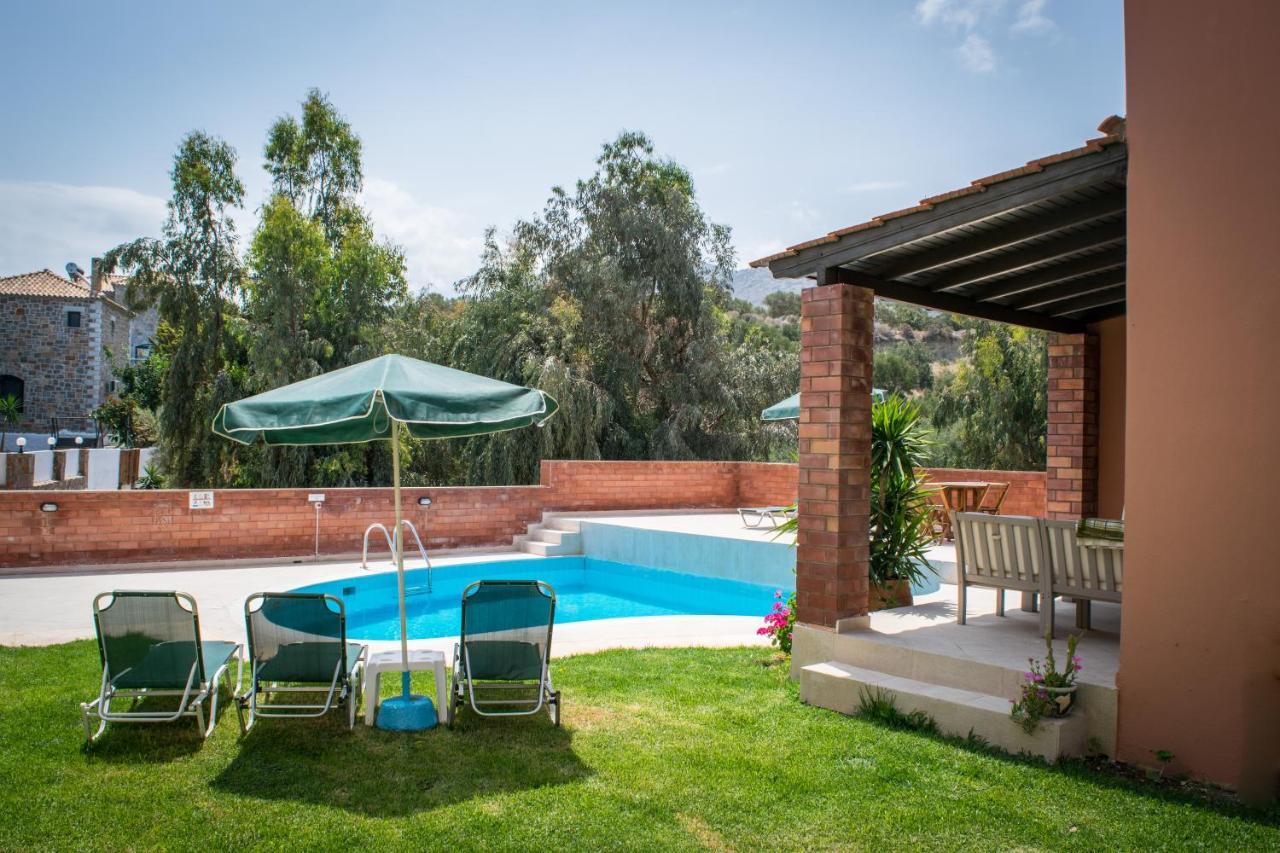 Niriides Luxury Villas Hersónissos Extérieur photo