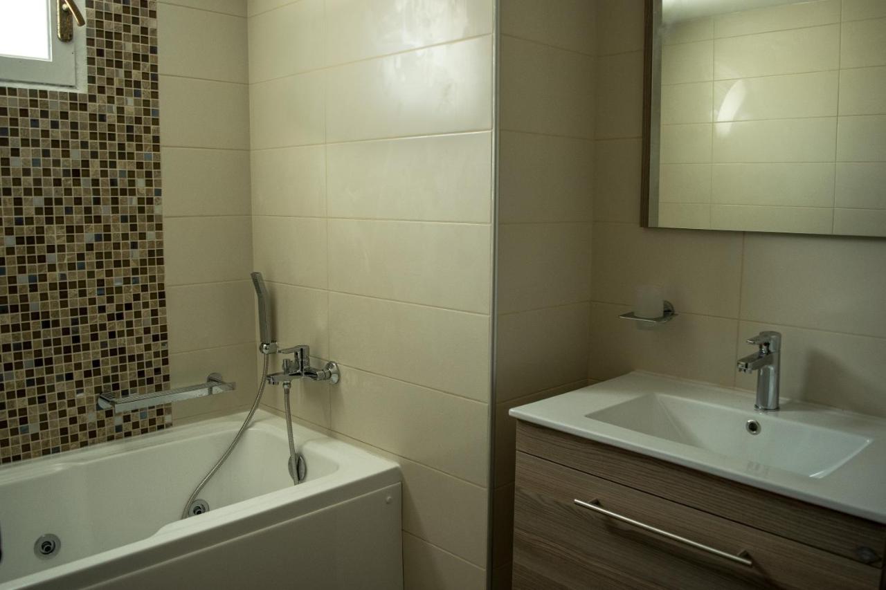 Niriides Luxury Villas Hersónissos Extérieur photo