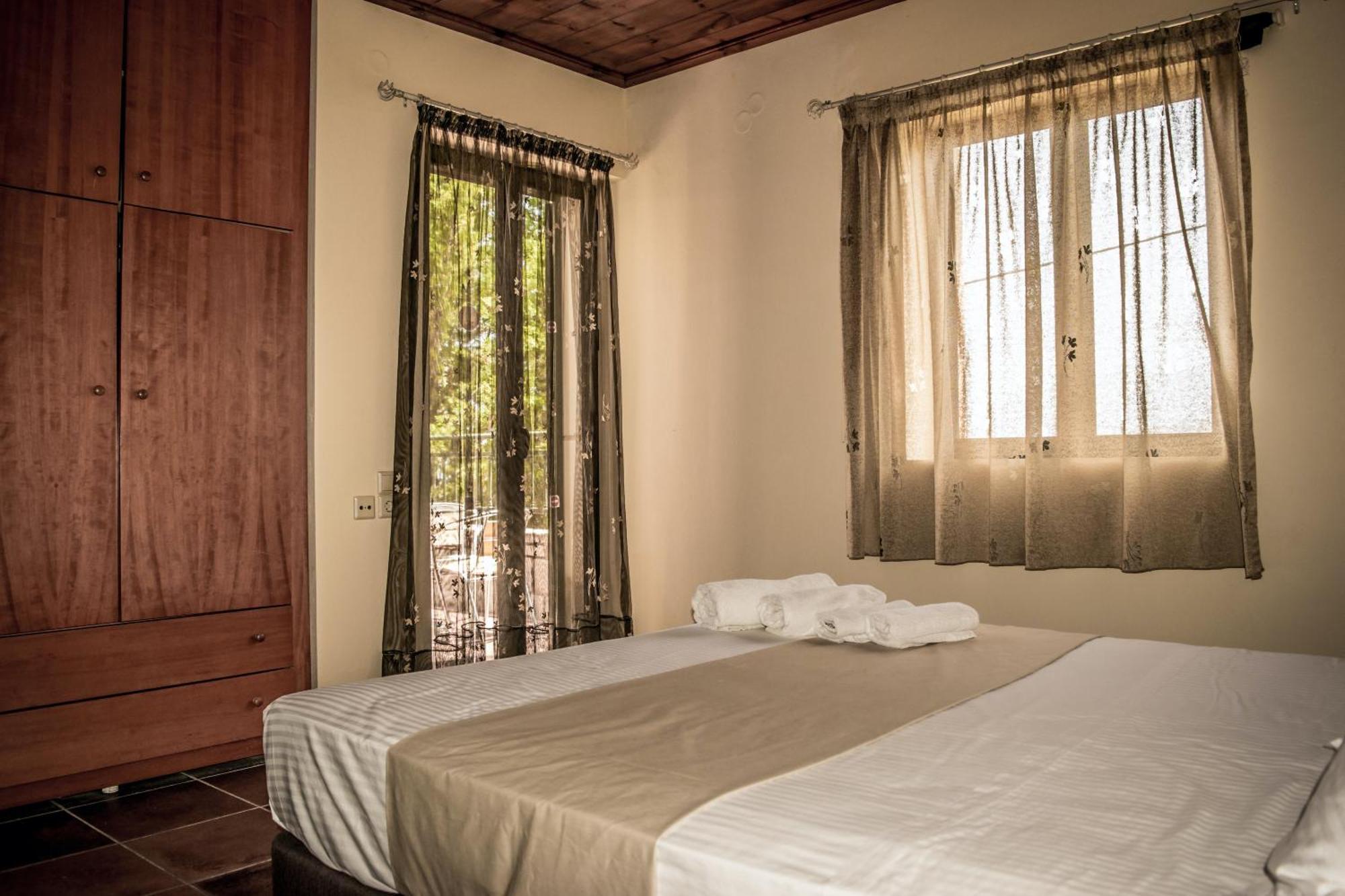 Niriides Luxury Villas Hersónissos Extérieur photo